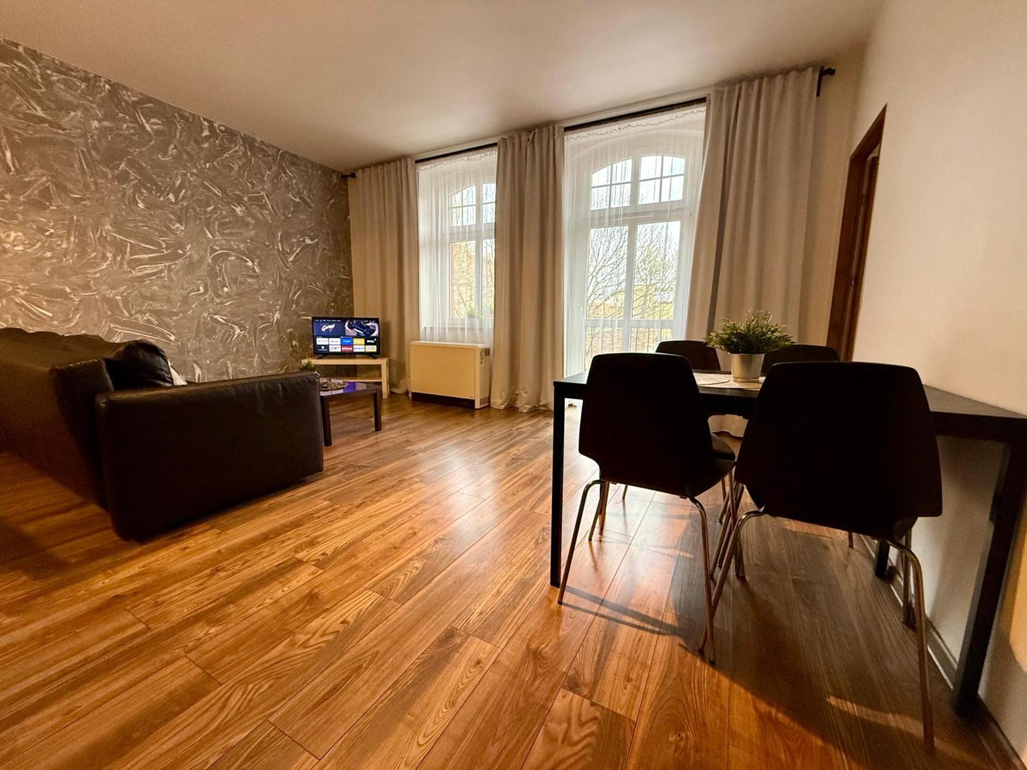 Apartment Zamulkowa Катовице Екстериор снимка